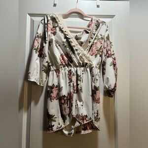 Love Tree Floral Lace Romper